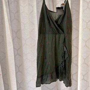 Lily Rose front crossover dress